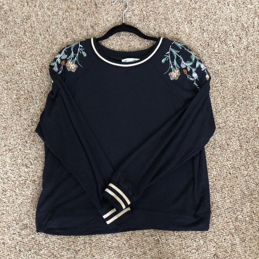 Embroidered sweatshirt